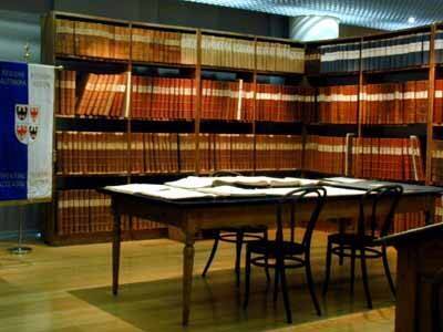 Esposizione storica del libro fondiario e catasto 