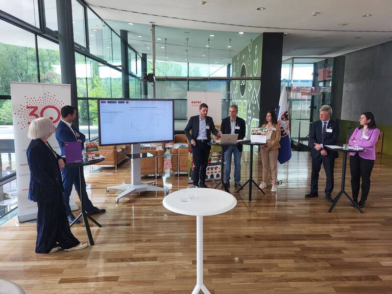 ELEZIONI COMUNALI: UNA PIATTAFORMA OFFRE PER LA PRIMA VOLTA UNO SGUARDO D'INSIEME SU 25 ANNI DI POLITICA LOCALE