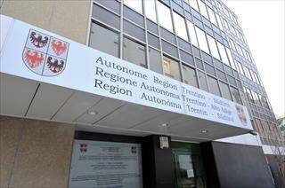 REGIONE: ASSUNTI 6 NUOVI TRADUTTORI E 8 ASSISTENTI GIUDIZIARI