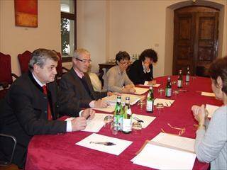 Minoranze e formazione universitaria Minoranze e formazione universitaria