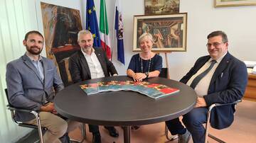 SFRUZ: L’ARTE DEL CALORE - IL CALORE DELL’ARTE SFRUZ: L’ARTE DEL CALORE - IL CALORE DELL’ARTE