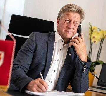 ELEZIONI: LOCHER SCRIVE AI PRESIDENTI DEI CONSIGLI DELLE AUTONOMIE LOCALI