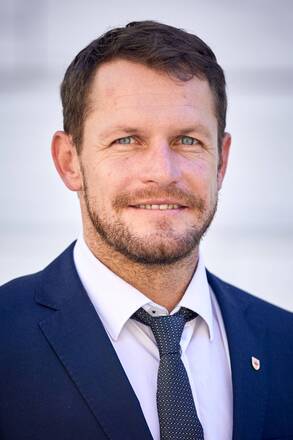 VALLAZZA: “GLI ISTITUTI CULTURALI SONO LO STRUMENTO PRINCIPALE PER LA DIFFUSIONE DELLE MINORANZE LINGUISTICHE” VALLAZZA: “GLI ISTITUTI CULTURALI SONO LO STRUMENTO PRINCIPALE PER LA DIFFUSIONE DELLE MINORANZE LINGUISTICHE”