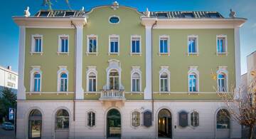 MEDIOCREDITO: APPROVATO IL PROTOCOLLO D’INTESA PER LA CESSIONE DEL PACCHETTO AZIONARIO DELLA REGIONE MEDIOCREDITO: APPROVATO IL PROTOCOLLO D’INTESA PER LA CESSIONE DEL PACCHETTO AZIONARIO DELLA REGIONE