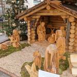 Immagine: Presepe-sotto-il-porticato-della-Regione