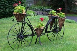 Immagine: "fioriera in bici"