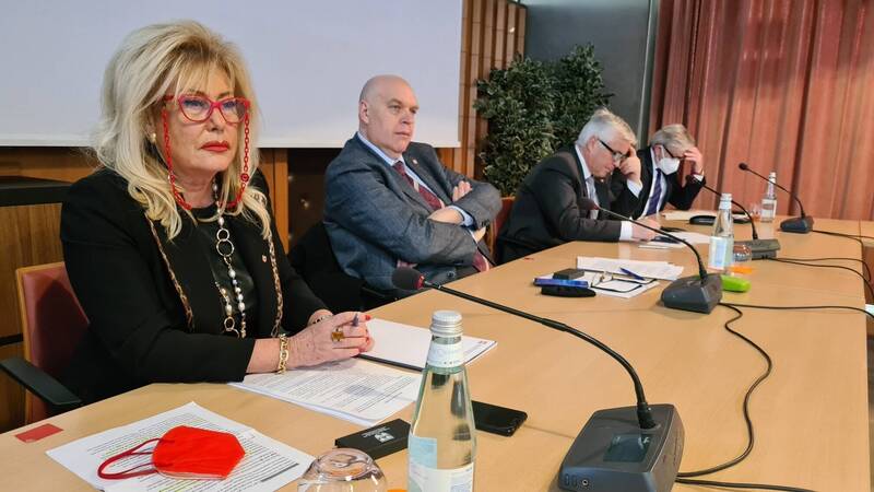 PRESIDENTI CONSIGLI REGIONALI DELLE AUTONOMIE SPECIALI: "RIFORMA AUTONOMIA ALLA PARI CON PARLAMENTO"