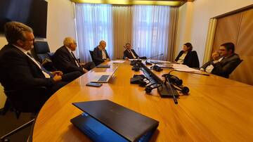 FUGATTI -KOMPATSCHER: VOGLIAMO CREARE UN “PEDIATRICAL SURGICAL BOARD” A SCAVALCO TRA TRENTO E BOLZANO”. FUGATTI -KOMPATSCHER: VOGLIAMO CREARE UN “PEDIATRICAL SURGICAL BOARD” A SCAVALCO TRA TRENTO E BOLZANO”.