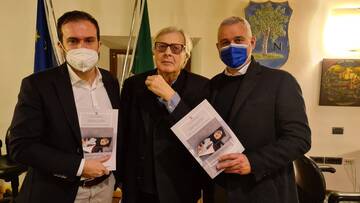 A NOGAREDO PRESENTATO IL VOLUME “CAPOLAVORI” DELLA REGIONE A NOGAREDO PRESENTATO IL VOLUME “CAPOLAVORI” DELLA REGIONE